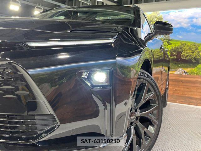 Toyota CROWN ESTATE 2025-05 8365258-12