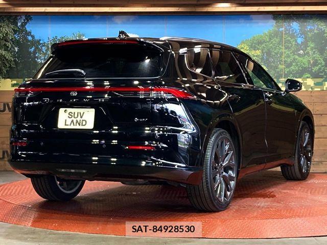 Toyota CROWN ESTATE 2025-04 8457213-16