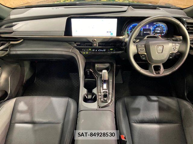 Toyota CROWN ESTATE 2025-04 8457213-1