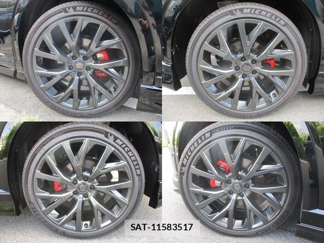 Toyota CROWN ESTATE 2025-07 8658533-9