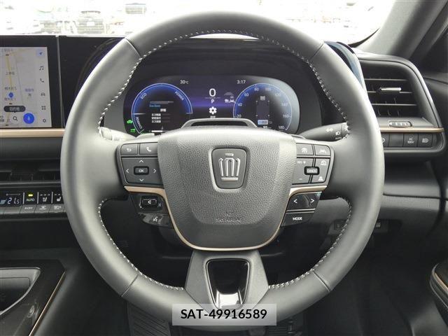 Toyota CROWN ESTATE 2025-09 8741320-11
