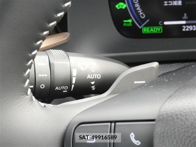 Toyota CROWN ESTATE 2025-09 8741320-14