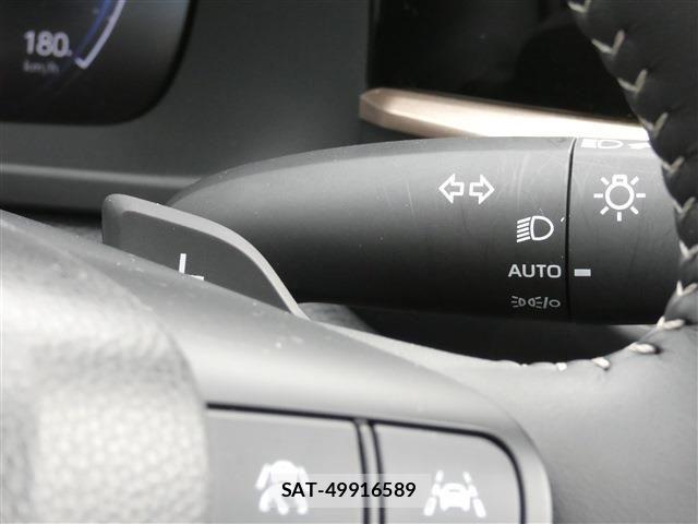 Toyota CROWN ESTATE 2025-09 8741320-15