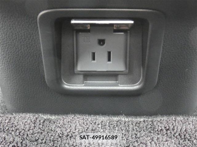 Toyota CROWN ESTATE 2025-09 8741320-17