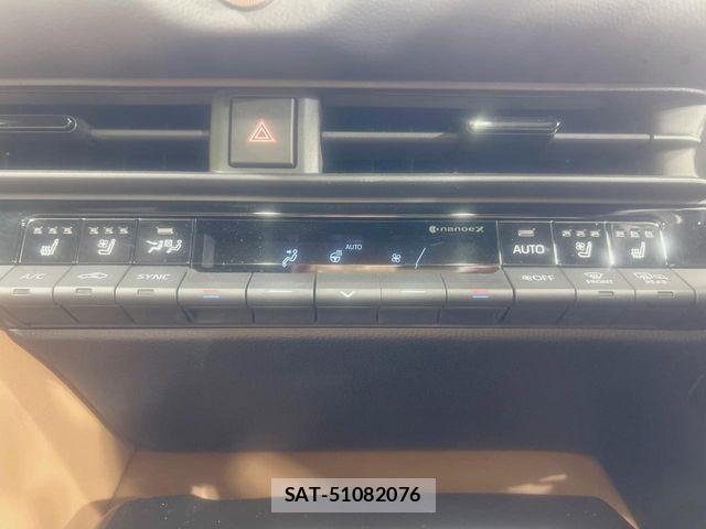 Toyota CROWN ESTATE 2025-08 8741312-6