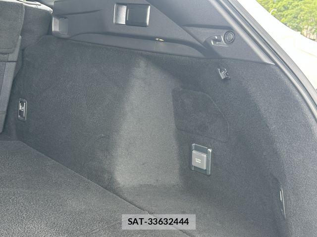 Toyota CROWN ESTATE 2025-09 8828361-20
