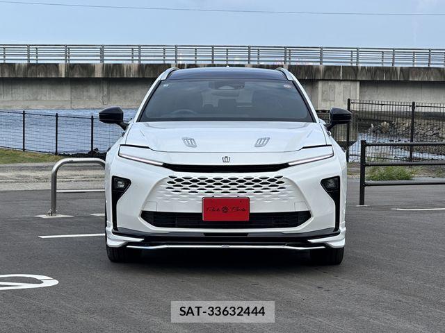 Toyota CROWN ESTATE 2025-09 8828361-23