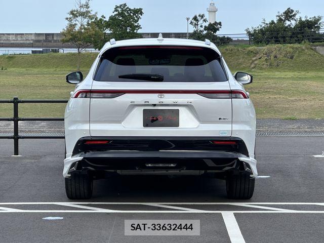 Toyota CROWN ESTATE 2025-09 8828361-26