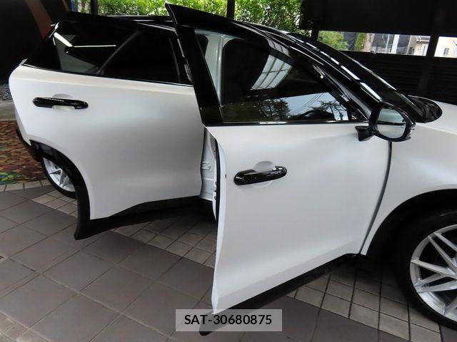 Toyota CROWN ESTATE 2025-08 8870693-15