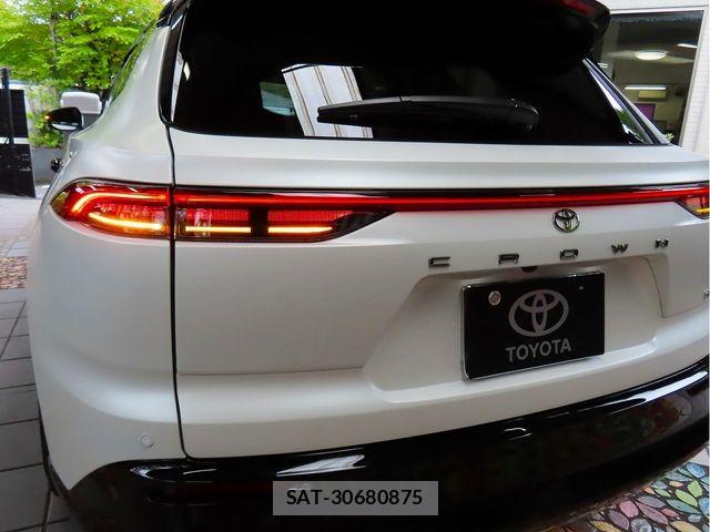 Toyota CROWN ESTATE 2025-08 8870693-6