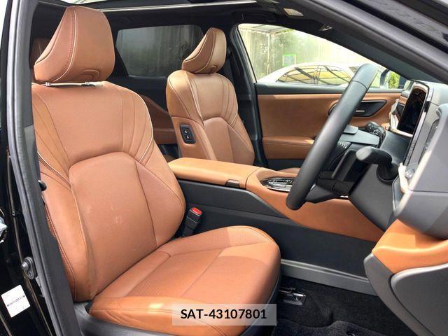 Toyota CROWN ESTATE 2025-07 8879214-9