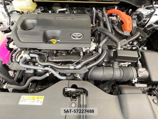 Toyota CROWN ESTATE 2025-09 8879215-16