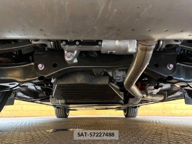 Toyota CROWN ESTATE 2025-09 8879215-17