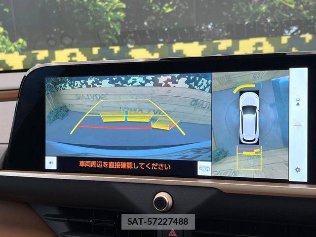 Toyota CROWN ESTATE 2025-09 8879215-4