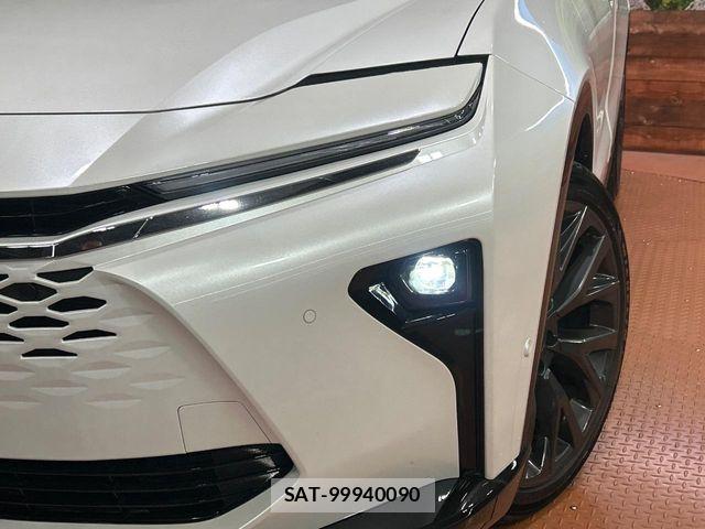 Toyota CROWN ESTATE 2025-06 8883453-11