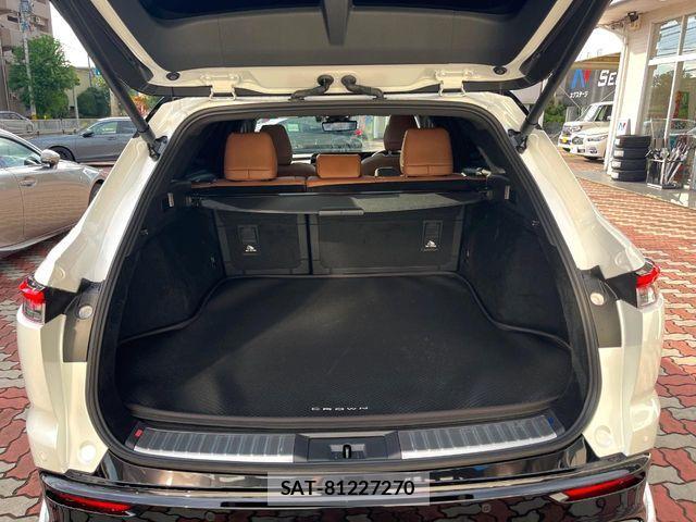 Toyota CROWN ESTATE 2025-01 8883452-9
