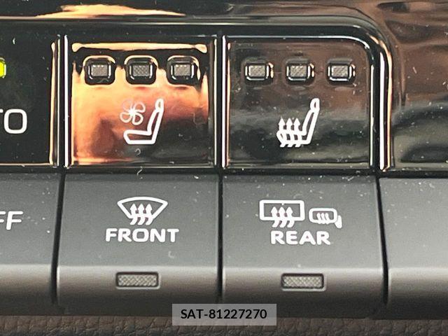 Toyota CROWN ESTATE 2025-01 8883452-6