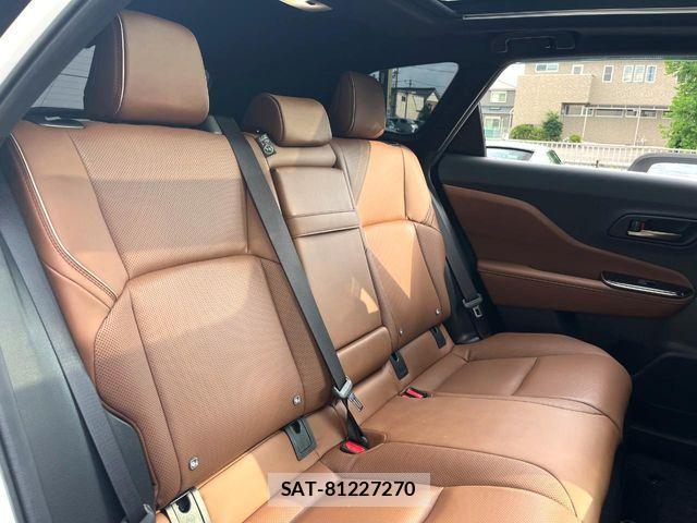 Toyota CROWN ESTATE 2025-01 8883452-8