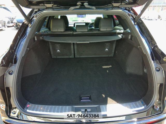 Toyota CROWN ESTATE 2025-09 8883454-16
