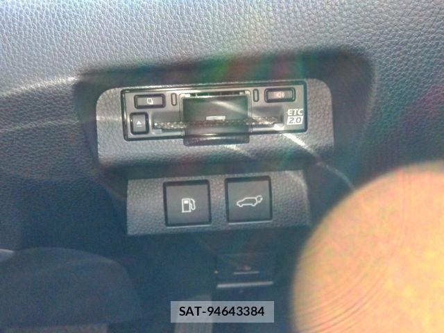 Toyota CROWN ESTATE 2025-09 8883454-25