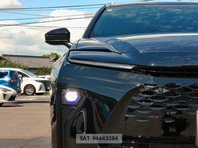 Toyota CROWN ESTATE 2025-09 8883454-3