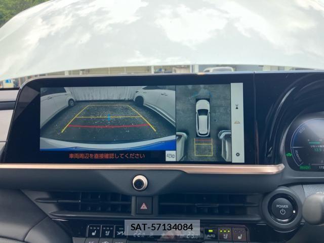 Toyota CROWN ESTATE 2025-07 7561974-26