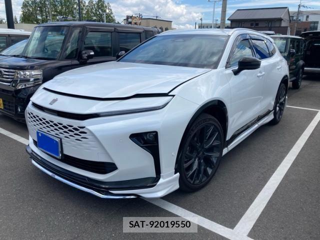 Toyota CROWN ESTATE 2026-02 8229372-1