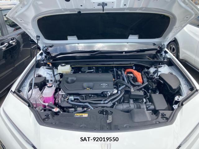 Toyota CROWN ESTATE 2026-02 8229372-3