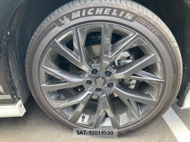 Toyota CROWN ESTATE 2026-02 8229372-8