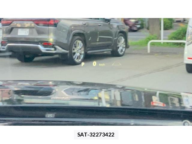 Toyota CROWN ESTATE 2025-07 8741321-26