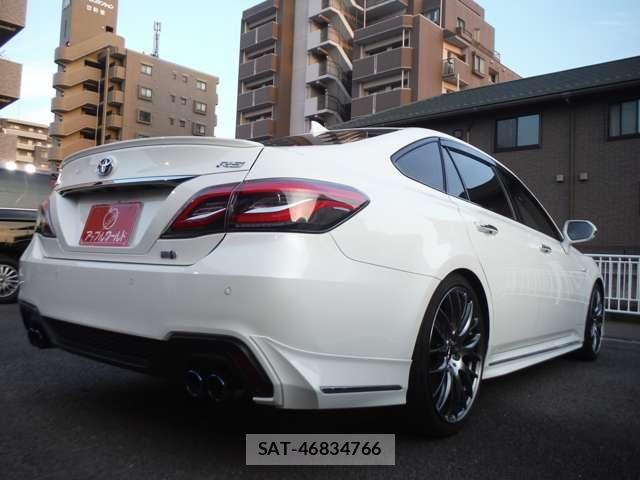 Toyota CROWN 2018-08 6010622-10