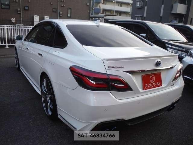 Toyota CROWN 2018-08 6010622-7