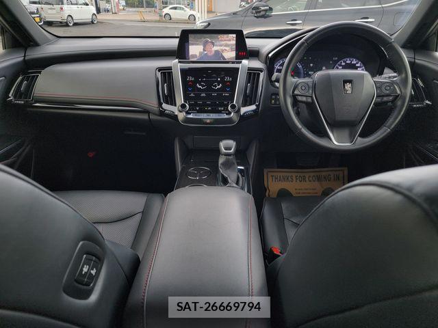 Toyota CROWN 2020-02 6790808-21
