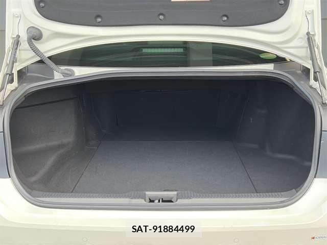 Toyota CROWN 2020-03 6903609-18
