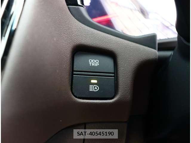 Toyota CROWN 2018-08 6992726-25