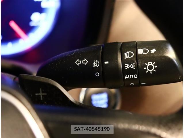 Toyota CROWN 2018-08 6992726-6
