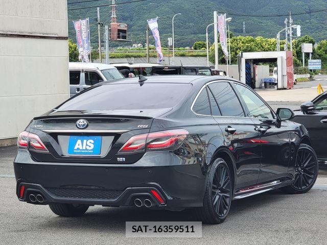 Toyota CROWN 2021-11 7615771-9