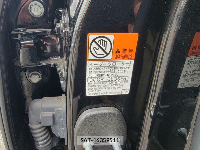 Toyota CROWN 2021-11 7615771-12