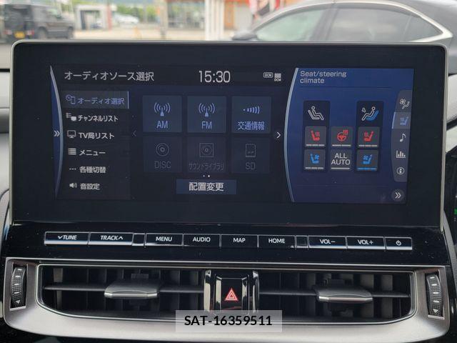 Toyota CROWN 2021-11 7615771-15
