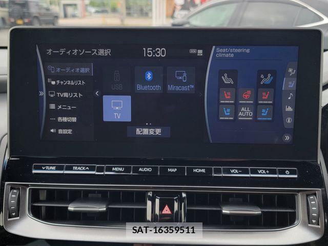 Toyota CROWN 2021-11 7615771-16