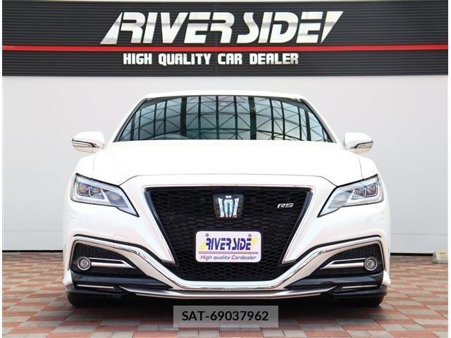 Toyota CROWN 2018-06 8034998-15
