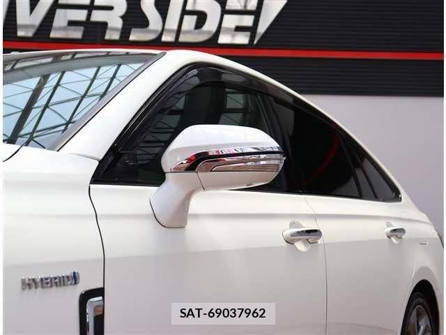 Toyota CROWN 2018-06 8034998-22