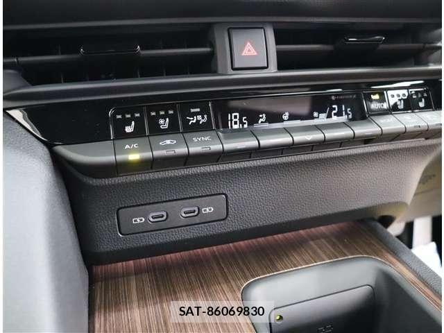 Toyota CROWN 2024-06 8034994-10