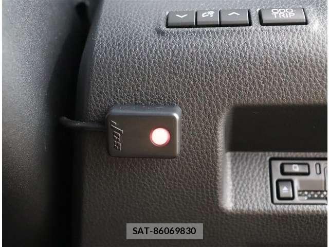 Toyota CROWN 2024-06 8034994-17