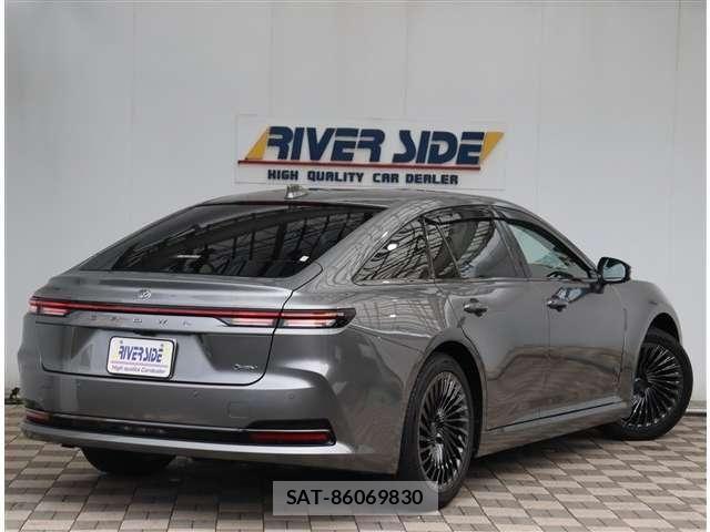 Toyota CROWN 2024-06 8034994-2
