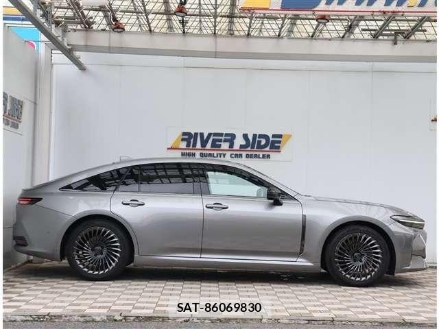 Toyota CROWN 2024-06 8034994-3