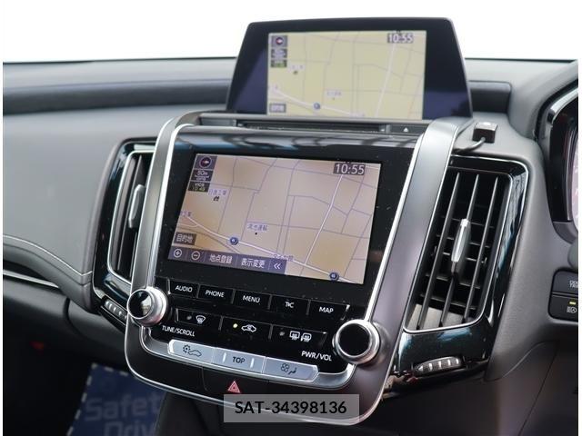 Toyota CROWN 2018-11 8098636-7
