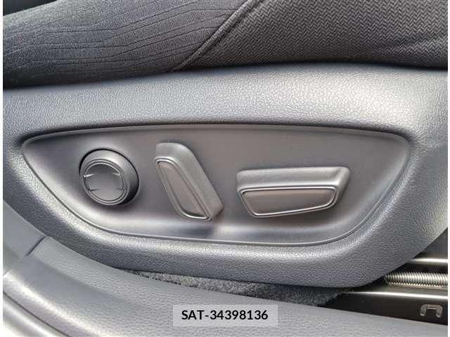 Toyota CROWN 2018-11 8098636-20