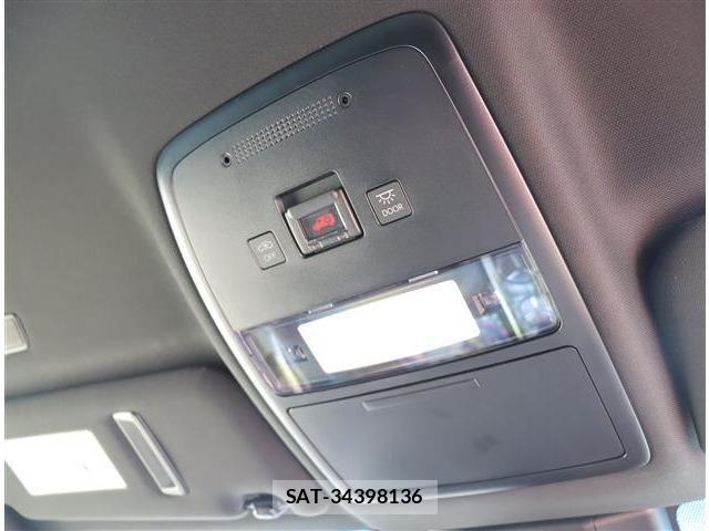 Toyota CROWN 2018-11 8098636-21