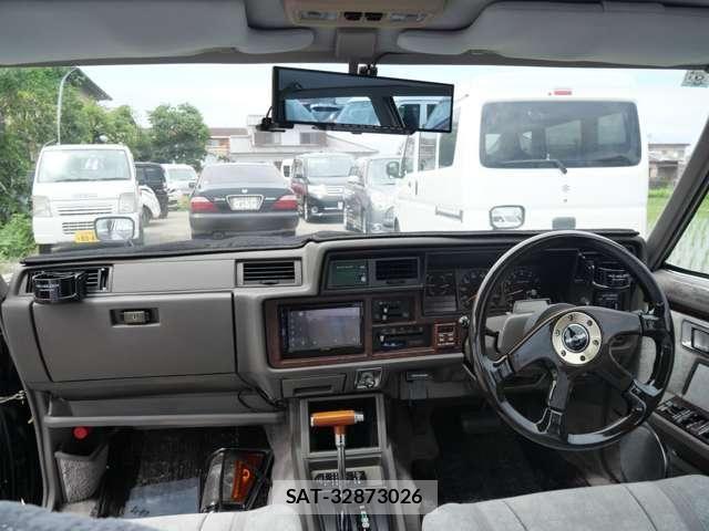 Toyota CROWN 1983-01 8207001-16